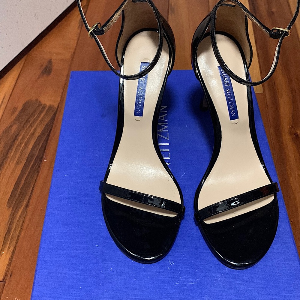 Stuart Weitzman Nudistsong Heels size 6.5. New In box with dustbag.
